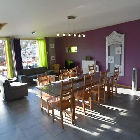 Riverside Retreat With Sauna