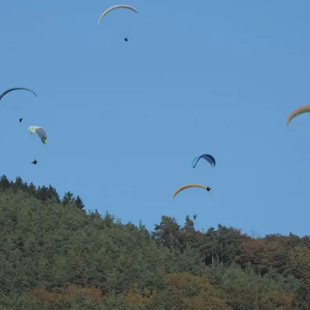 Riverside Retreat With Sauna Vakantiehuis *