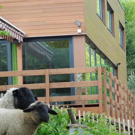 Riverside Retreat With Sauna Coo